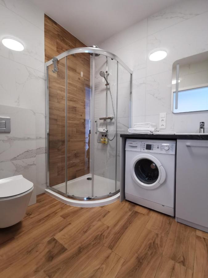 Apartamenty Garbary 32 Z Klimatyzacja - Air-Conditioning Познан Екстериор снимка