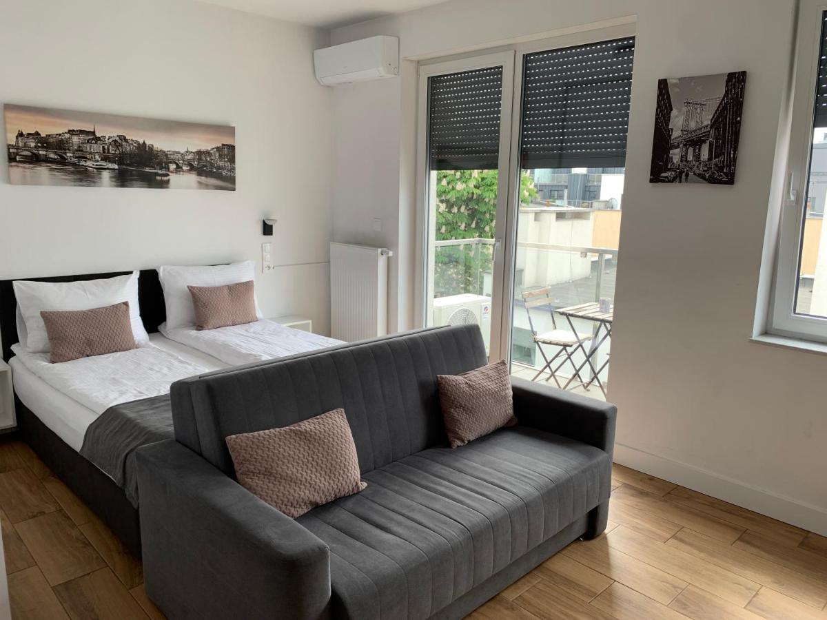 Apartamenty Garbary 32 Z Klimatyzacja - Air-Conditioning Познан Екстериор снимка