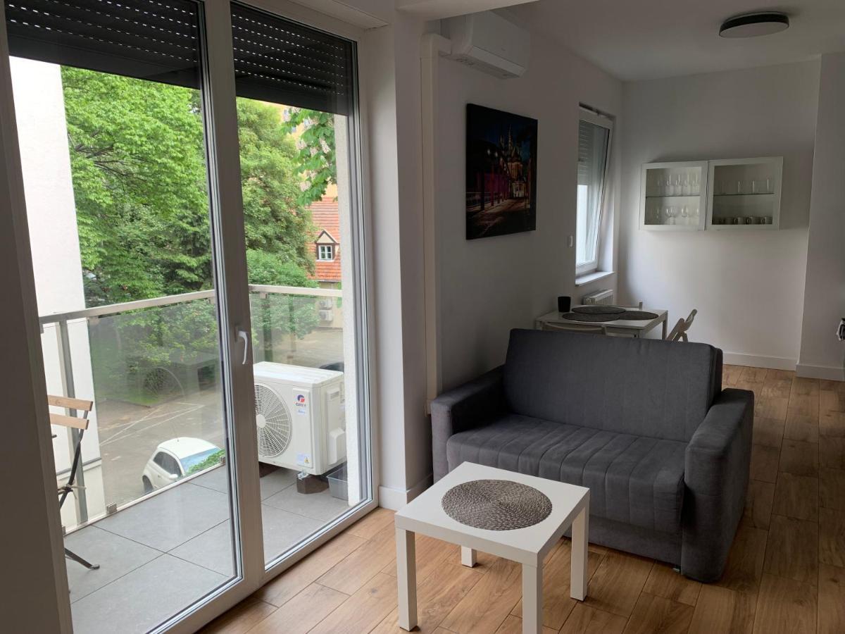 Apartamenty Garbary 32 Z Klimatyzacja - Air-Conditioning Познан Екстериор снимка